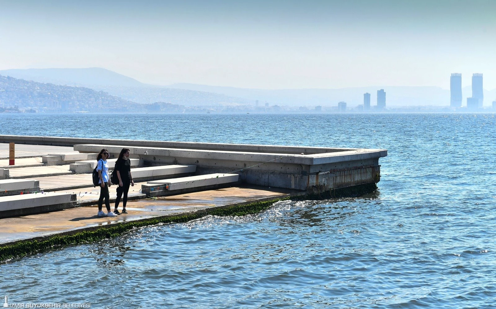 Karşıyaka ev ve ofis temizlik şirketi hizmeti